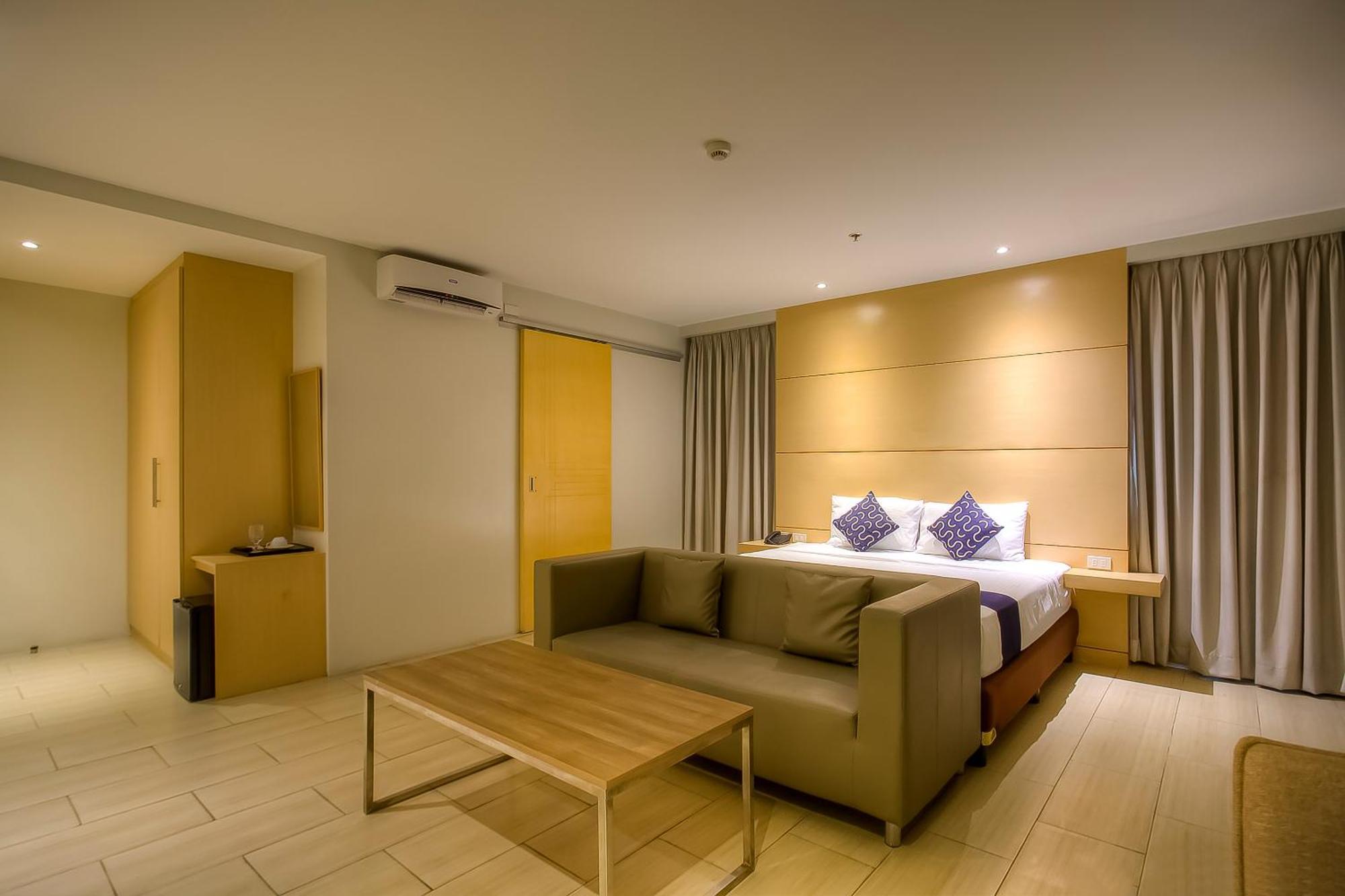 Capital O 827 Speciale Hotel Rosario  Exterior photo